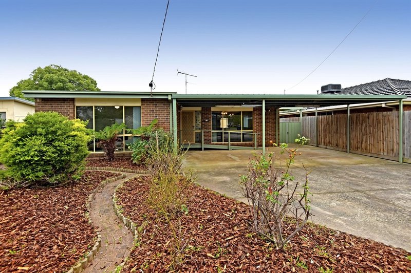 17 Henty Road, St Leonards VIC 3223