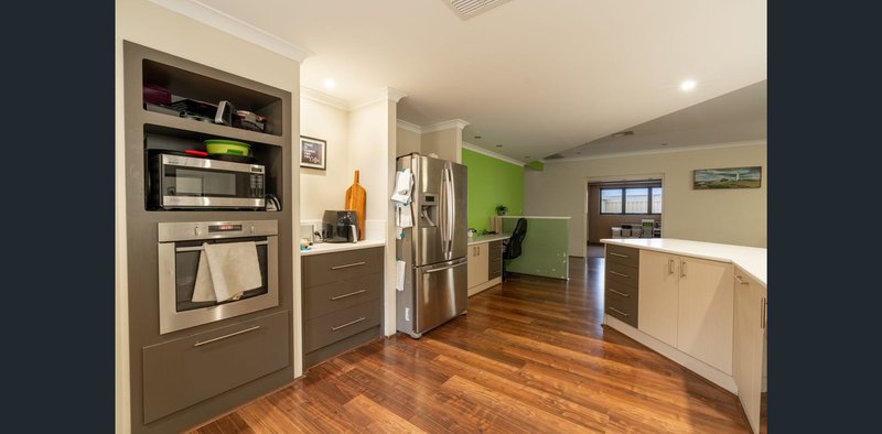 Photo - 17 Herbert Meander, Baldivis WA 6171 - Image 3