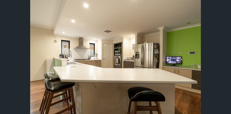 Photo - 17 Herbert Meander, Baldivis WA 6171 - Image 4