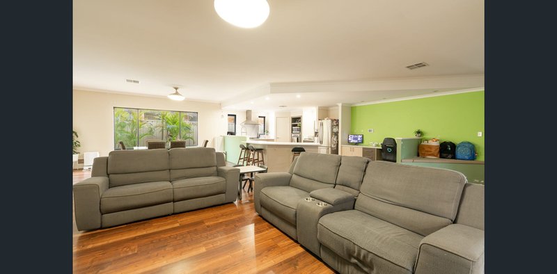 Photo - 17 Herbert Meander, Baldivis WA 6171 - Image 5