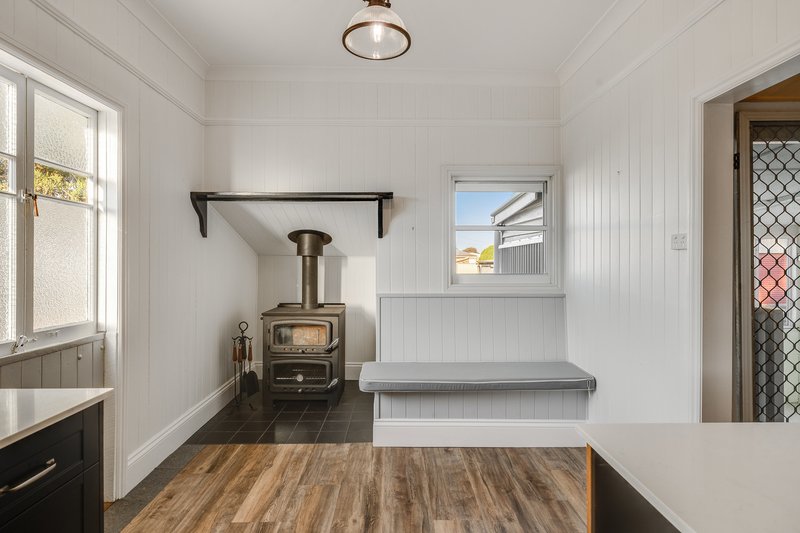 Photo - 17 Herbert Street, Allora QLD 4362 - Image 3