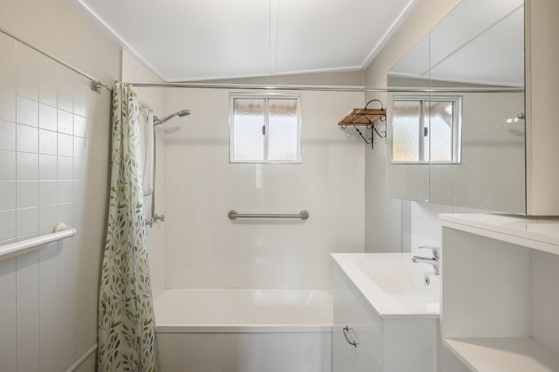Photo - 17 Herbert Street, Allora QLD 4362 - Image 9