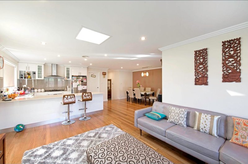 Photo - 17 Hesba Brinsmead Street, Franklin ACT 2913 - Image 3
