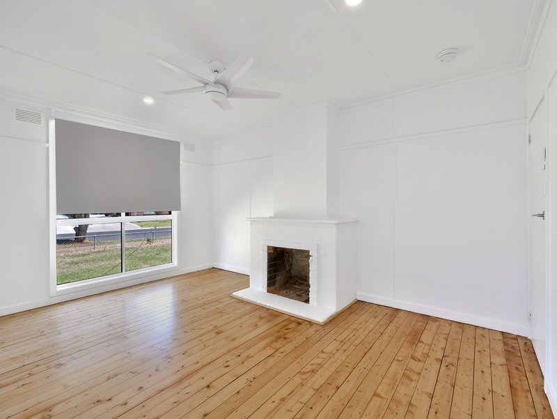 Photo - 17 Higgins Street, Wangaratta VIC 3677 - Image 4