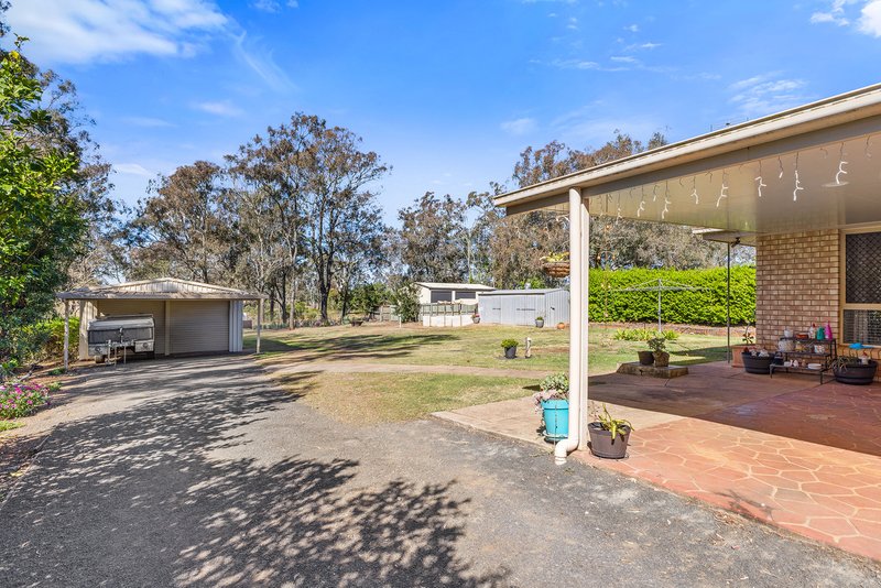 Photo - 17 Highland Park Road, Meringandan West QLD 4352 - Image 2
