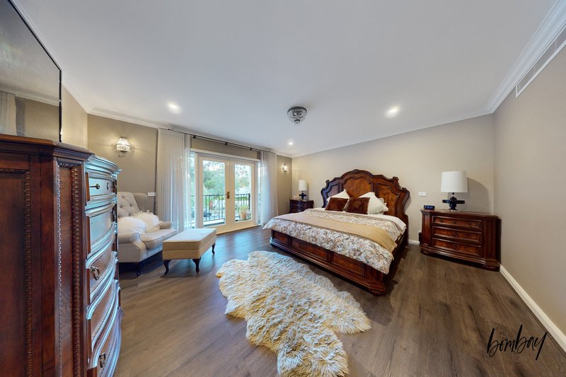 Photo - 17 Highpoint Drive, South Morang VIC 3752 - Image 17