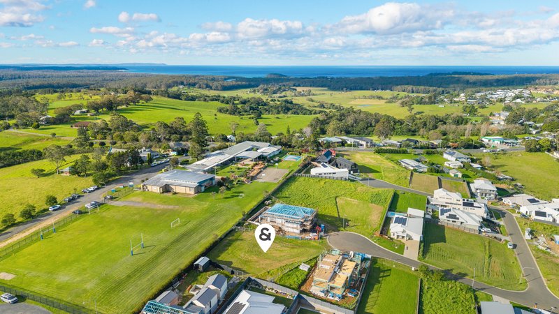 Photo - 17 Hilder Close, Milton NSW 2538 - Image 1