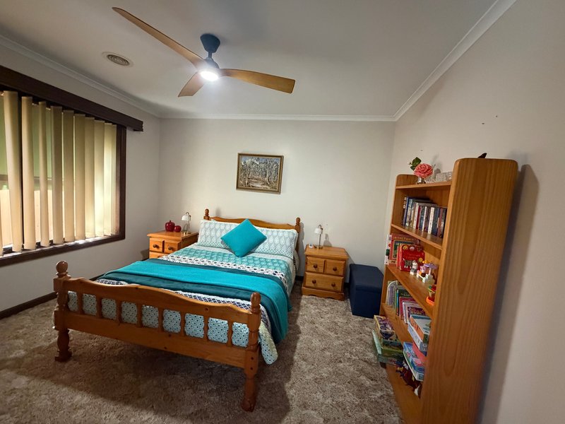Photo - 17 Hoad Street, Griffith NSW 2680 - Image 12