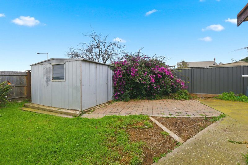 Photo - 17 Holts Lane, Darley VIC 3340 - Image 11