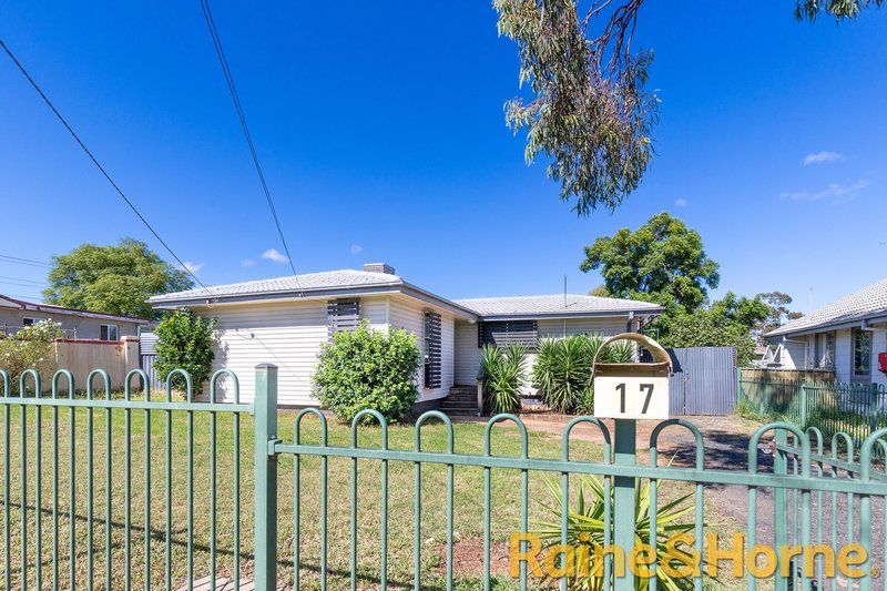 17 Houston Drive, Dubbo NSW 2830