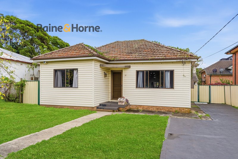 Photo - 17 Hunter Street, Fairfield NSW 2165 - Image 1