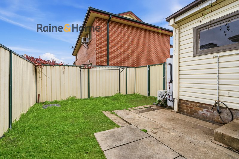 Photo - 17 Hunter Street, Fairfield NSW 2165 - Image 8