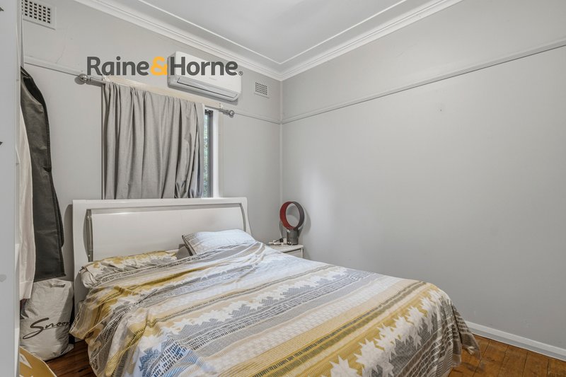 Photo - 17 Hunter Street, Fairfield NSW 2165 - Image 12