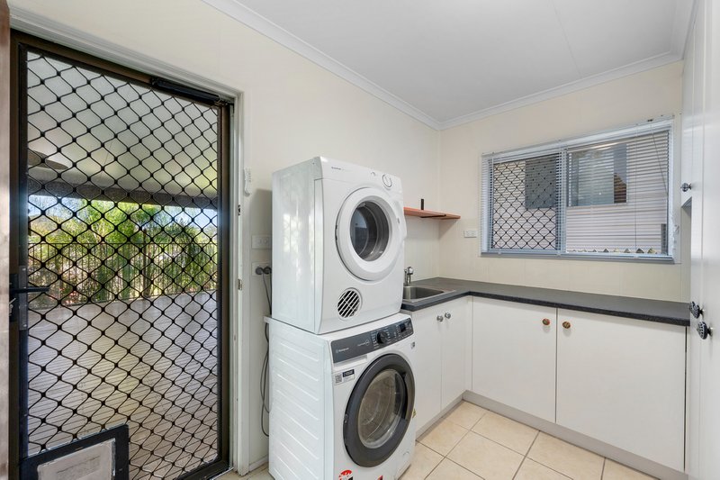 Photo - 17 Hunter Street, West Gladstone QLD 4680 - Image 9