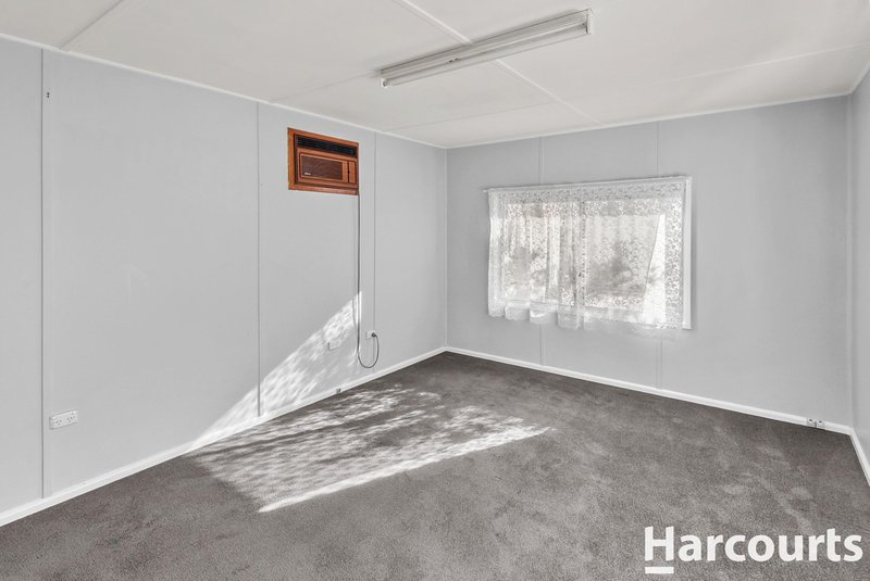 Photo - 17 Hutchesson Street, Horsham VIC 3400 - Image 10