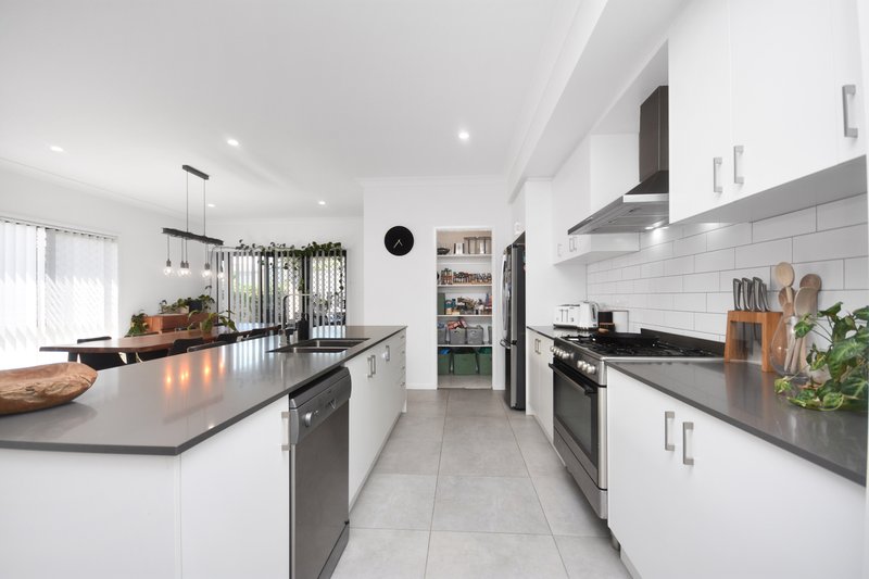 Photo - 17 Hyperion Street, Burpengary QLD 4505 - Image 2