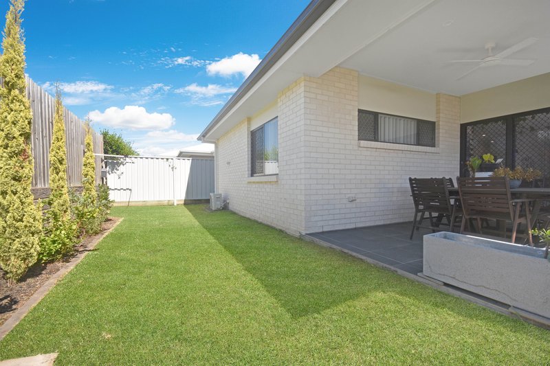 Photo - 17 Hyperion Street, Burpengary QLD 4505 - Image 20