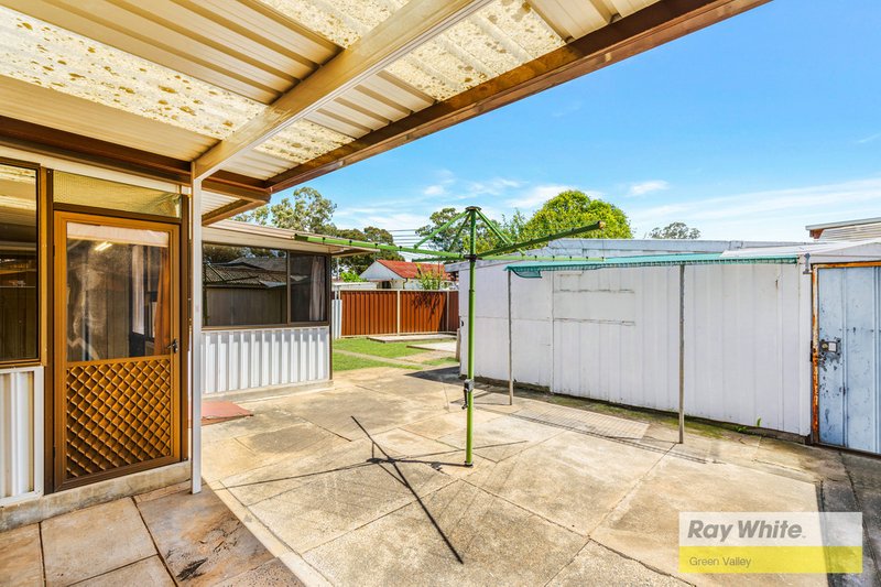 Photo - 17 Insignia Street, Sadleir NSW 2168 - Image 12