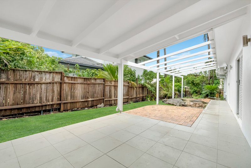 Photo - 17 Iona Close, Edge Hill QLD 4870 - Image 15