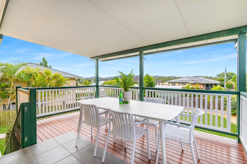Photo - 17 Irandi Street, Mansfield QLD 4122 - Image 2