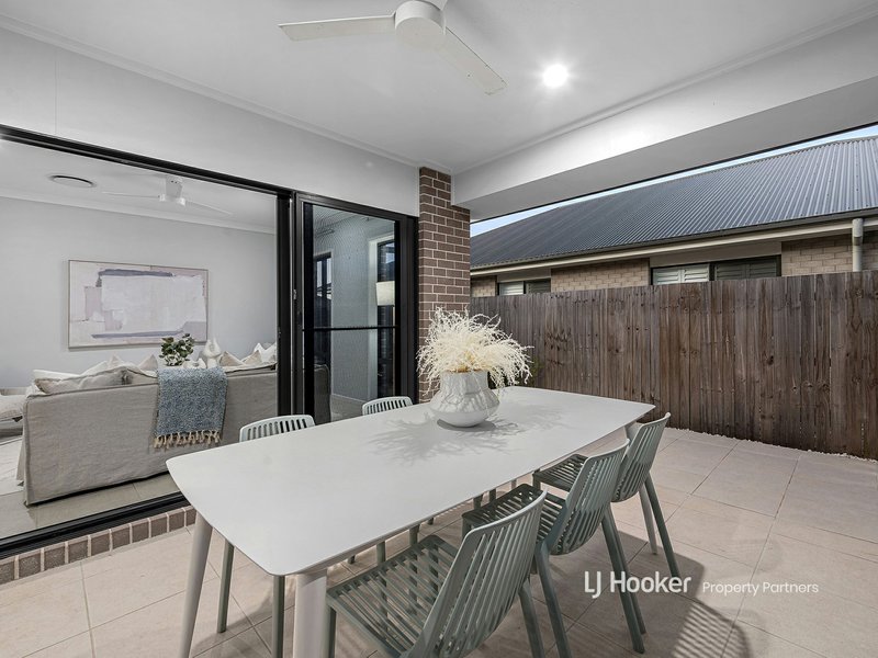 Photo - 17 Ironbark Avenue, Park Ridge QLD 4125 - Image 19