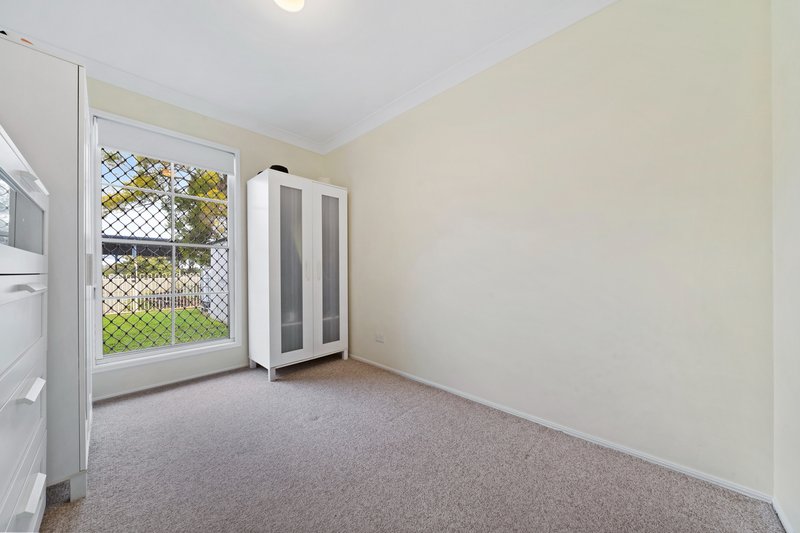 Photo - 17 Ironwood Street, Crestmead QLD 4132 - Image 9