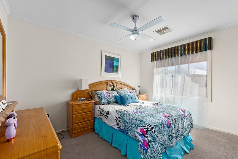 Photo - 17 Islesworth Street, North Beach SA 5556 - Image 14