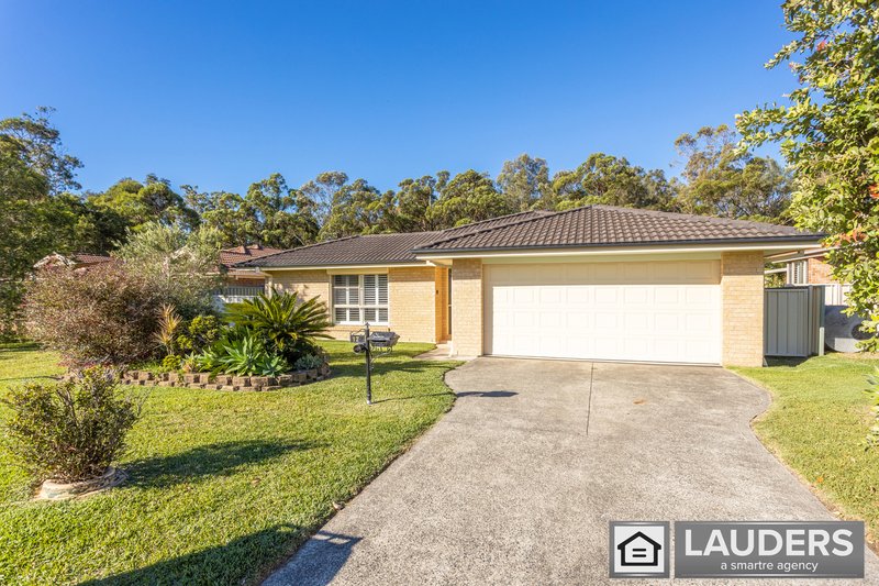 Photo - 17 Ivy Crescent, Old Bar NSW 2430 - Image 1