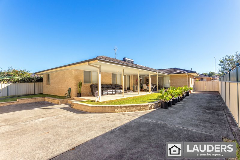 Photo - 17 Ivy Crescent, Old Bar NSW 2430 - Image 12