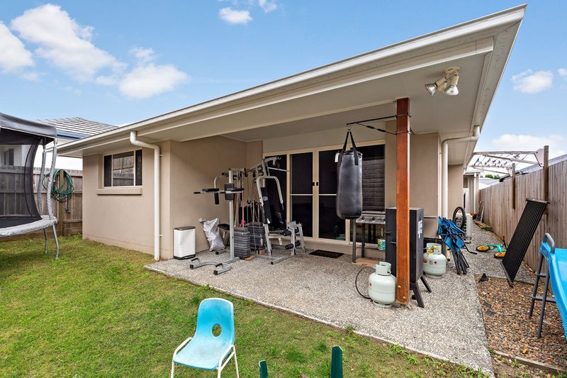 Photo - 17 Jaffray Street, Bellbird Park QLD 4300 - Image 14