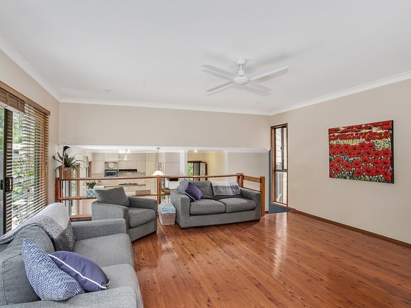 Photo - 17 Jakes Way, Worongary QLD 4213 - Image 10