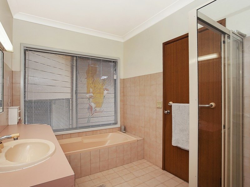 Photo - 17 Jakes Way, Worongary QLD 4213 - Image 11