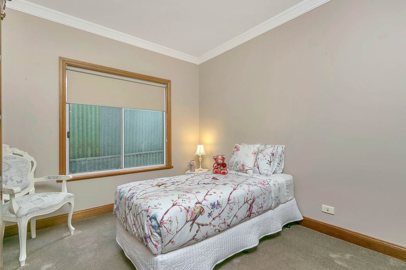 Photo - 17 Jane Street, Willaston SA 5118 - Image 12