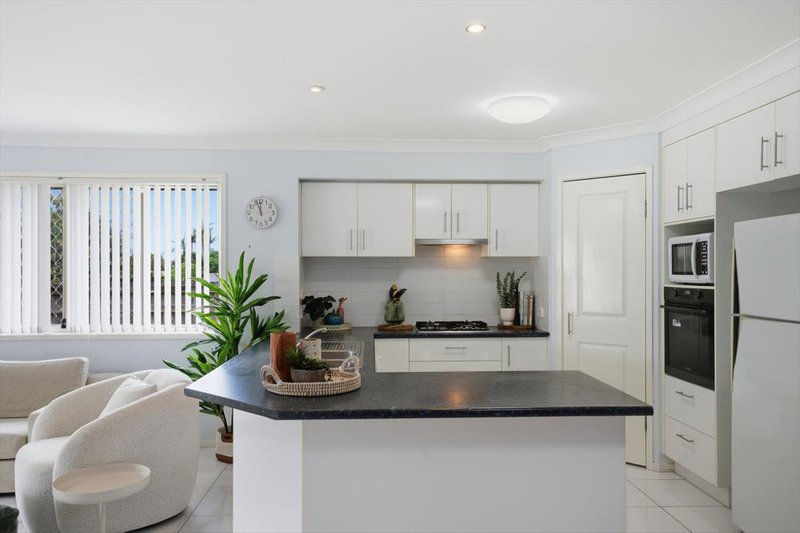 Photo - 17 Janelle Court, Wellington Point QLD 4160 - Image 4