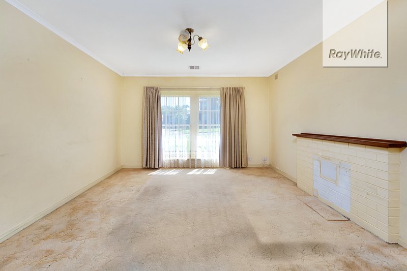 Photo - 17 Jarbin Avenue, Dernancourt SA 5075 - Image 4