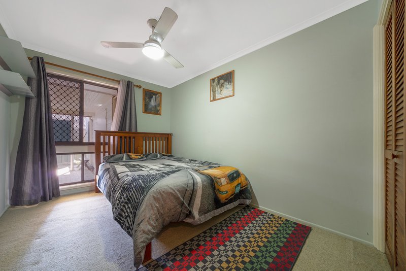 Photo - 17 Jardine Drive, Springwood QLD 4127 - Image 9