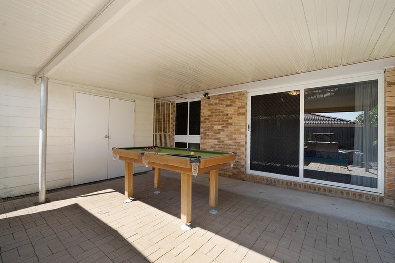 Photo - 17 Jardine Drive, Springwood QLD 4127 - Image 12