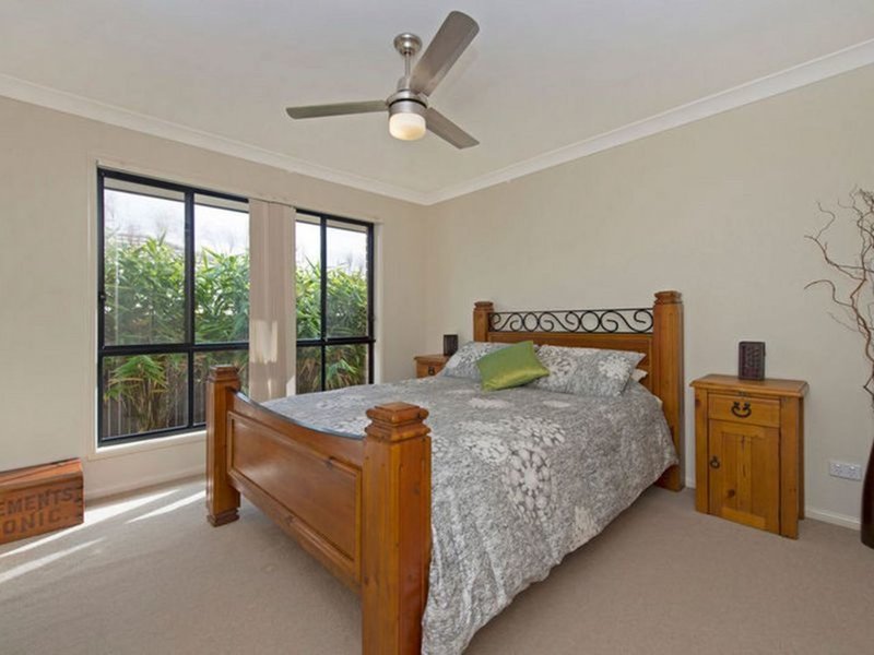 Photo - 17 Jasmine Circuit, Ormeau QLD 4208 - Image 6