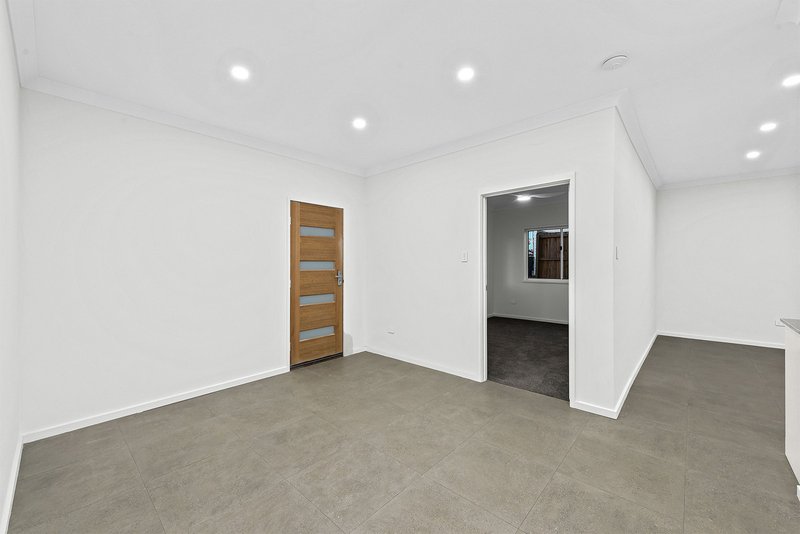 Photo - 17 Javelin Street, Runcorn QLD 4113 - Image 12