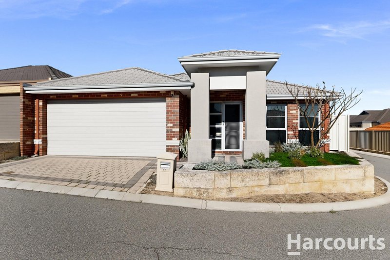 Photo - 17 Jedburgh Loop, Sinagra WA 6065 - Image 1