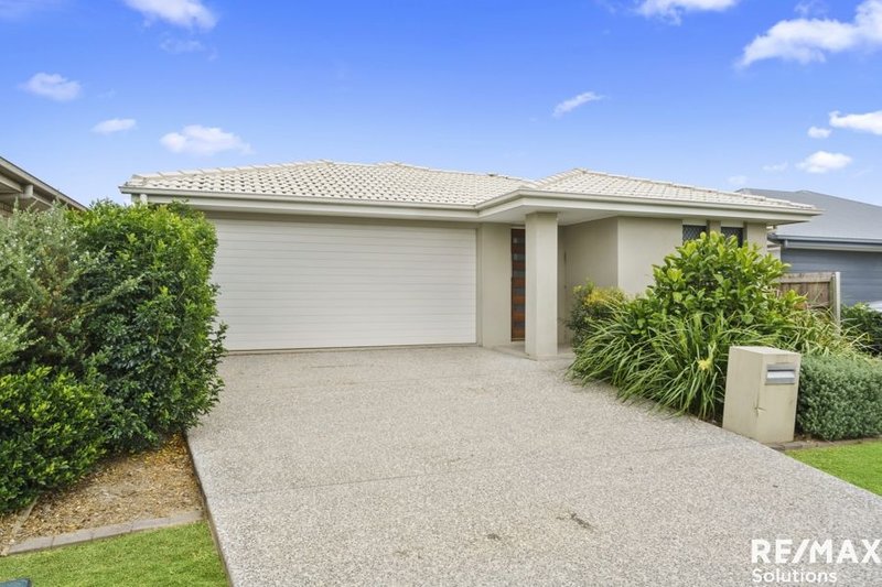 Photo - 17 Jeffreys Street, Caboolture South QLD 4510 - Image 2