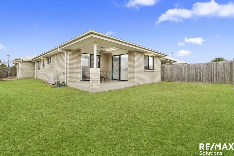 Photo - 17 Jeffreys Street, Caboolture South QLD 4510 - Image 14