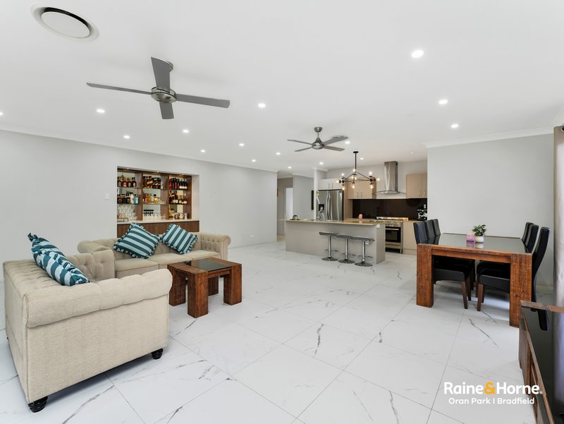 Photo - 17 Jensen Way, Airds NSW 2560 - Image 8