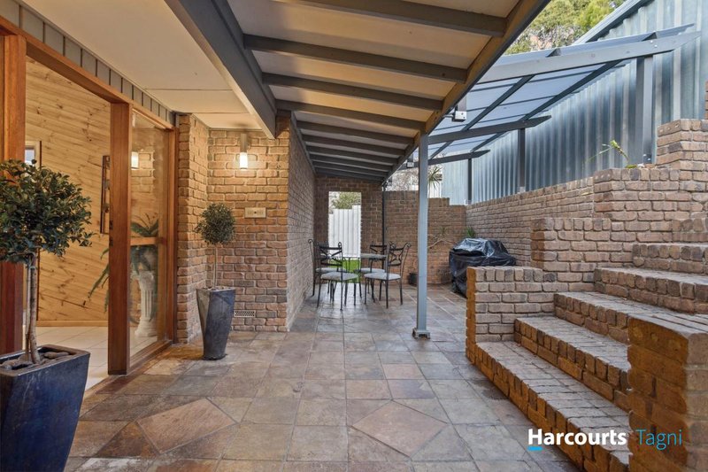 Photo - 17 Jerilderie Drive, Happy Valley SA 5159 - Image 4