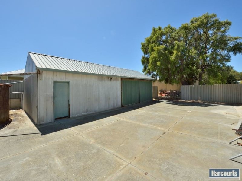 Photo - 17 John Street, Coodanup WA 6210 - Image 17