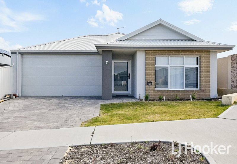 Photo - 17 Jonzac View, Alkimos WA 6038 - Image 2