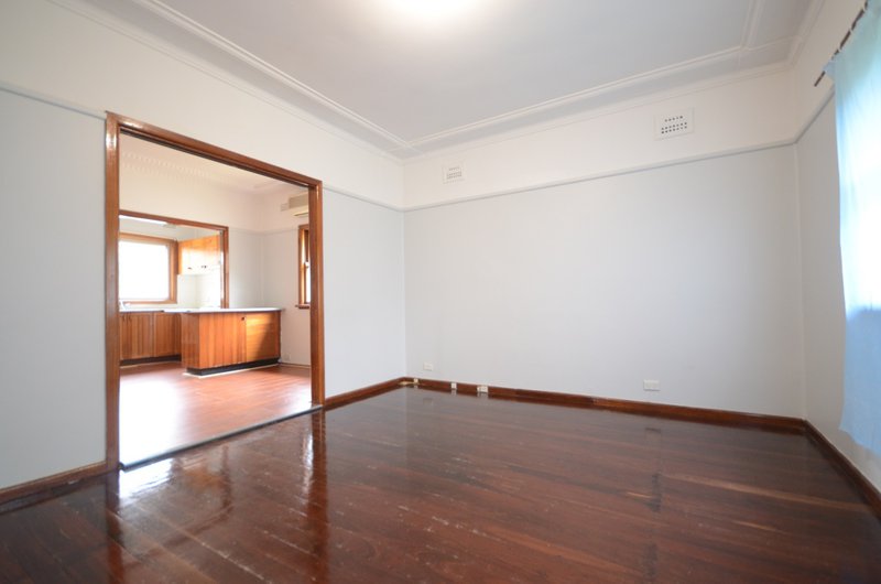 Photo - 17 Jordan Street, Wentworthville NSW 2145 - Image 4