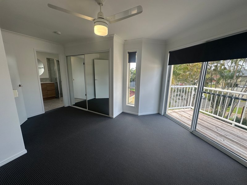 Photo - 1/7 Joshua Close, Arundel QLD 4214 - Image 8