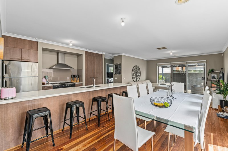 Photo - 17 Jupiter Avenue, Mernda VIC 3754 - Image 2