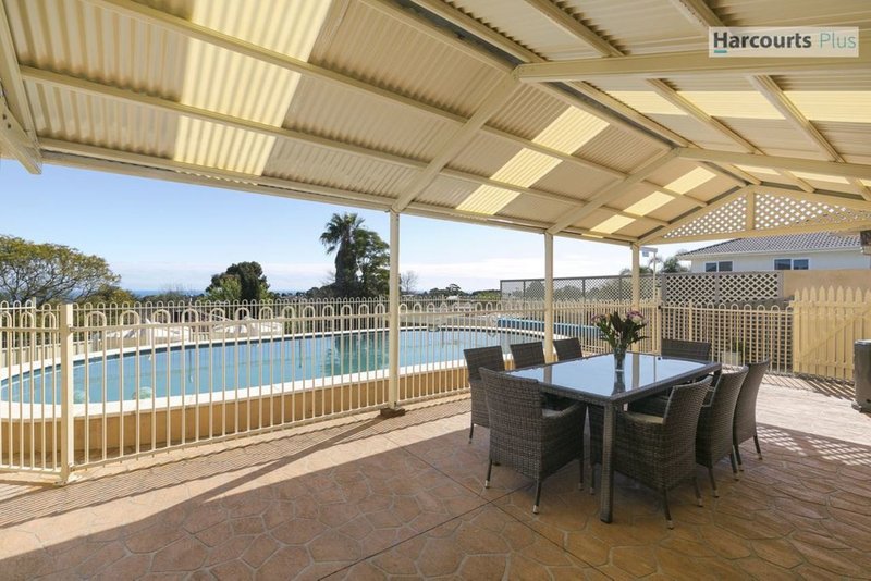 Photo - 17 Jupiter Street, Hallett Cove SA 5158 - Image 13